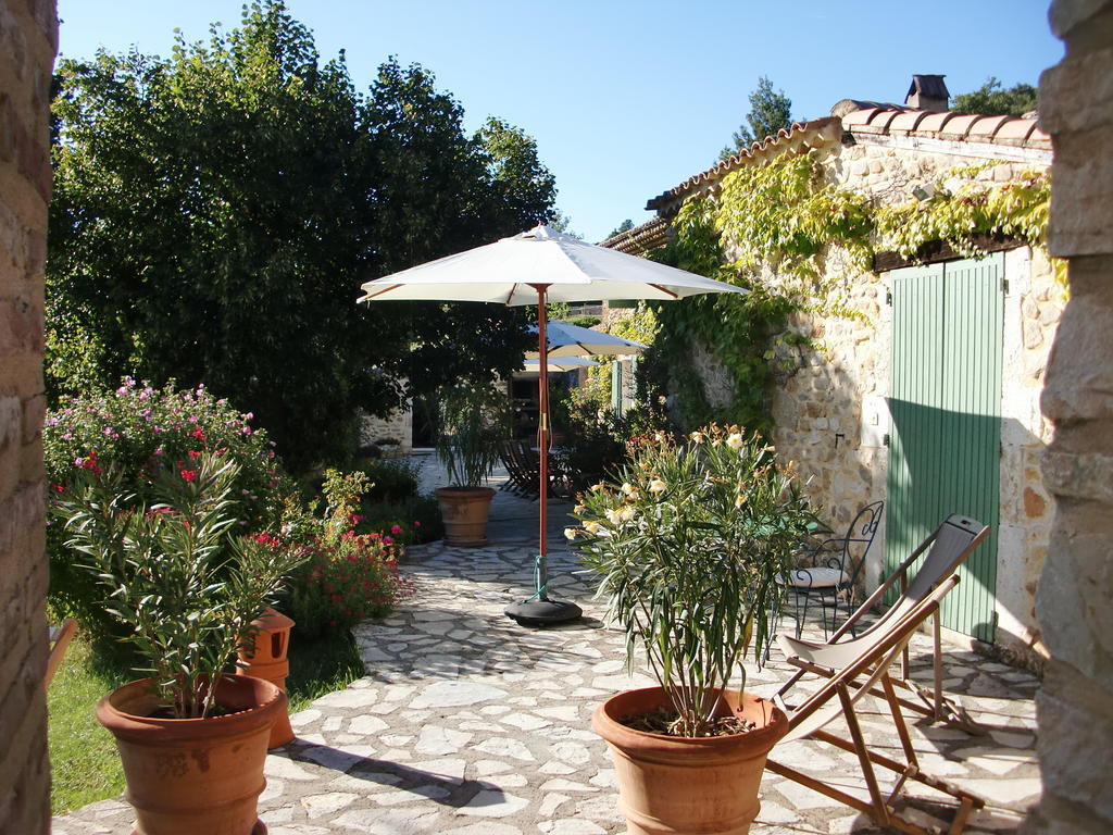 Bed and Breakfast La Pacha Saint-Montan Exterior foto